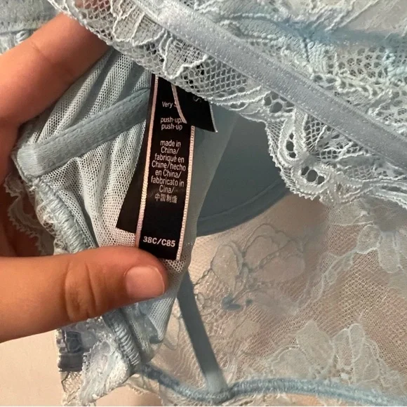 VICTORIAS SECRET CORSET BRA - Picture 3 of 3